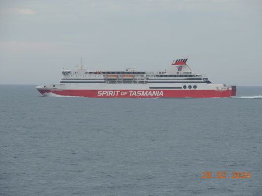 Spirit of Tasmania in the middle of the Trip we saw the other ferry going back 
<br />
